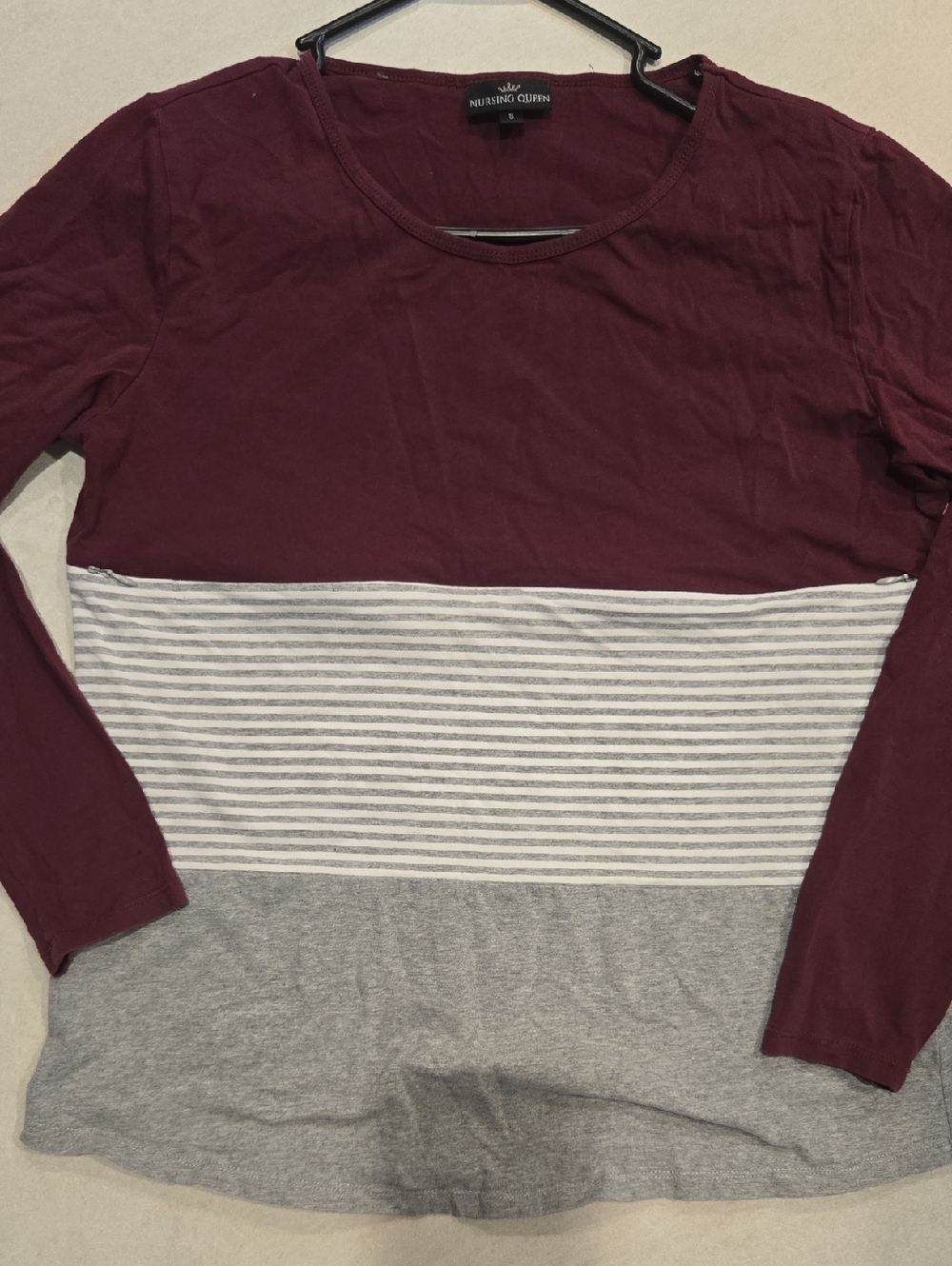 Nursing Queen Maroon, Gray & White Colorblock Nursing Top